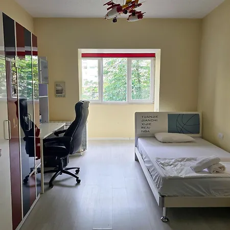 2e Blloku Apartment *