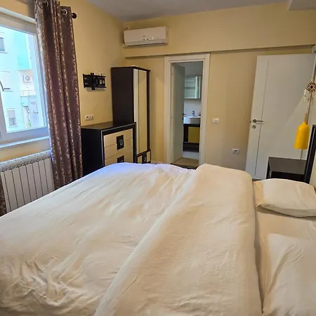 Apartment 2e Blloku Tirana