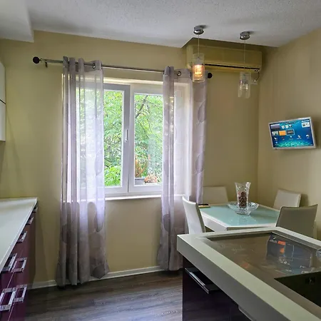 2e Blloku Apartment Tirana